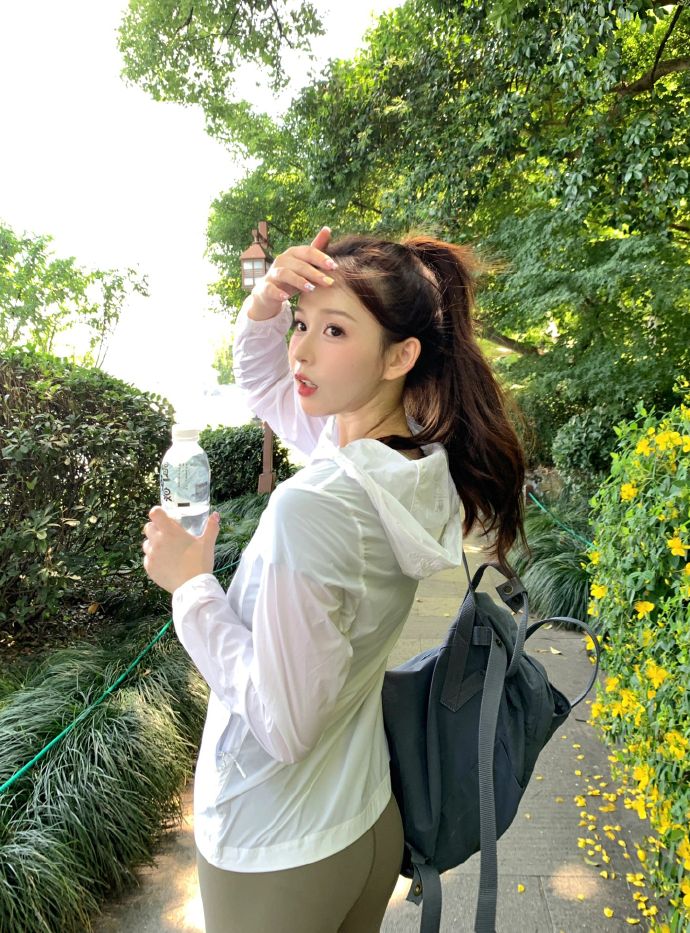 海贼王：红发歌姬 封面