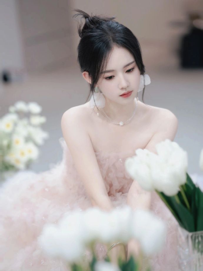 芙蓉镇 封面