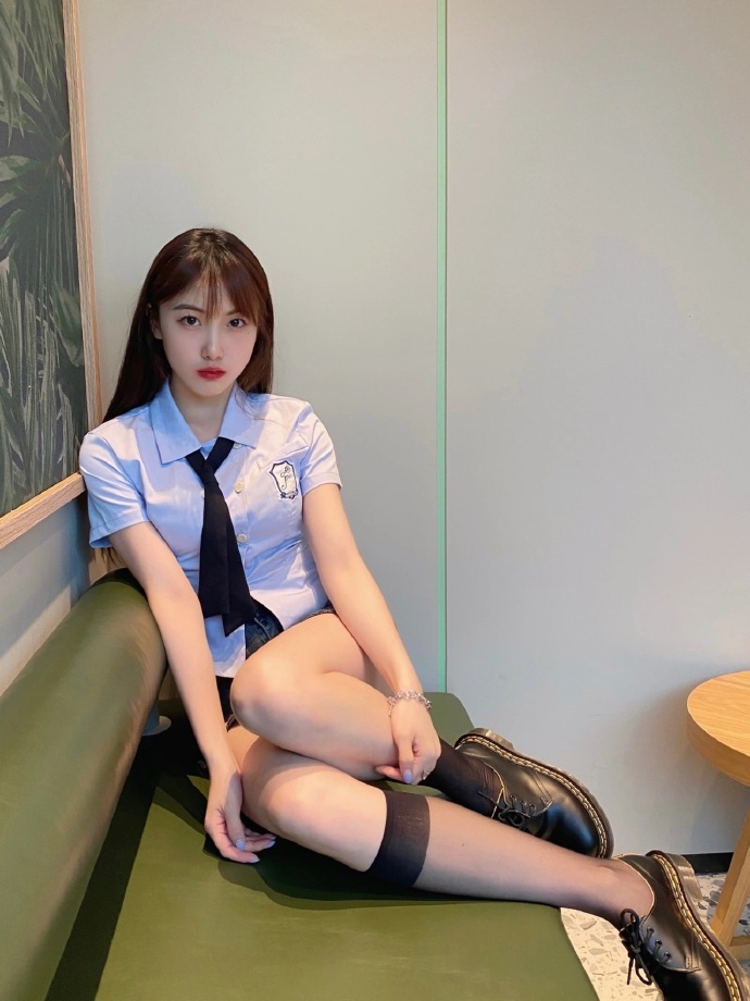 罗小黑战记2 封面